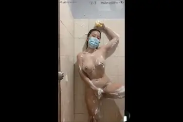 Kompilasi Cewek Live Panas Pecah Rekor poster